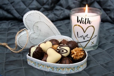 On Valentine's Day, taste the romantic creations of chocolatiers