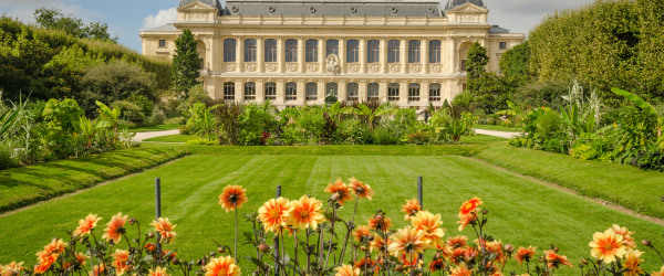 Paris celebrates the joy of gardens